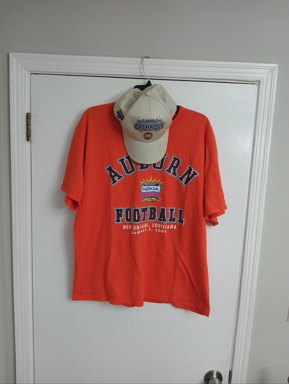 Auburn Football Orange 2005  T-Shirt with Beige 2005 Champions Cap